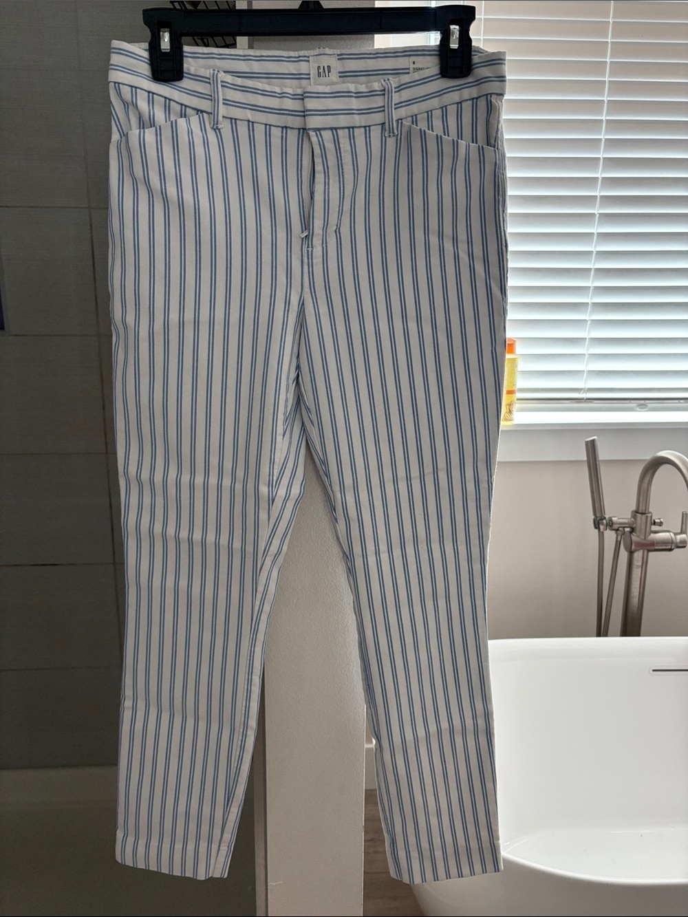 GAP Women’s White Pants with Blue Vertical Stripes